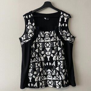Marallis Collection Black White Geometric Pattern Sleeveless Top